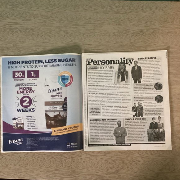 Parade Newspaper featuring Tim McGraw and Faith Hill - Picture 2 of 4